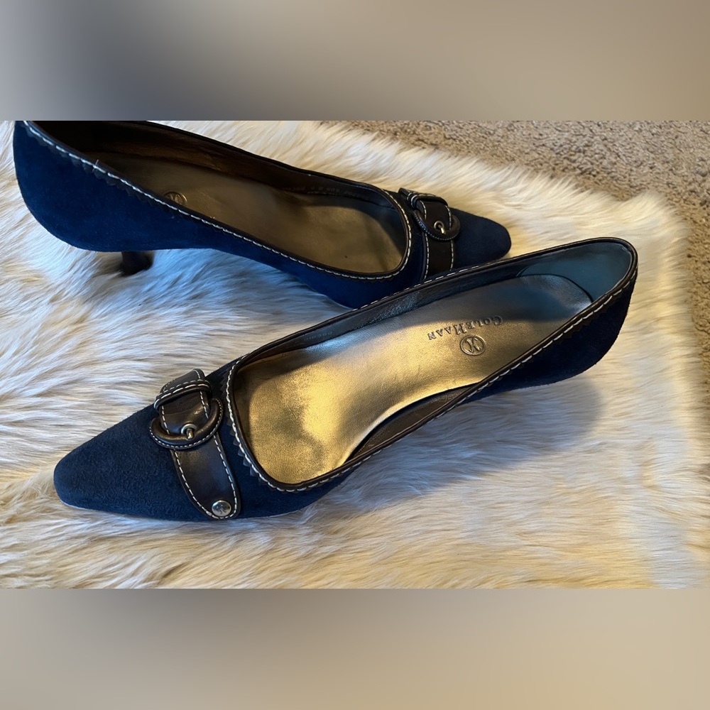 COLE HAAN navy suede with chocolate brown buckle/trim kitten heels